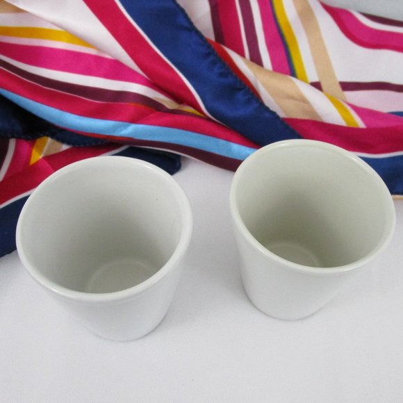 🏠Host Pick🏠 Set of 2 White Ceramic Saki Cups - Picture 2 of 5